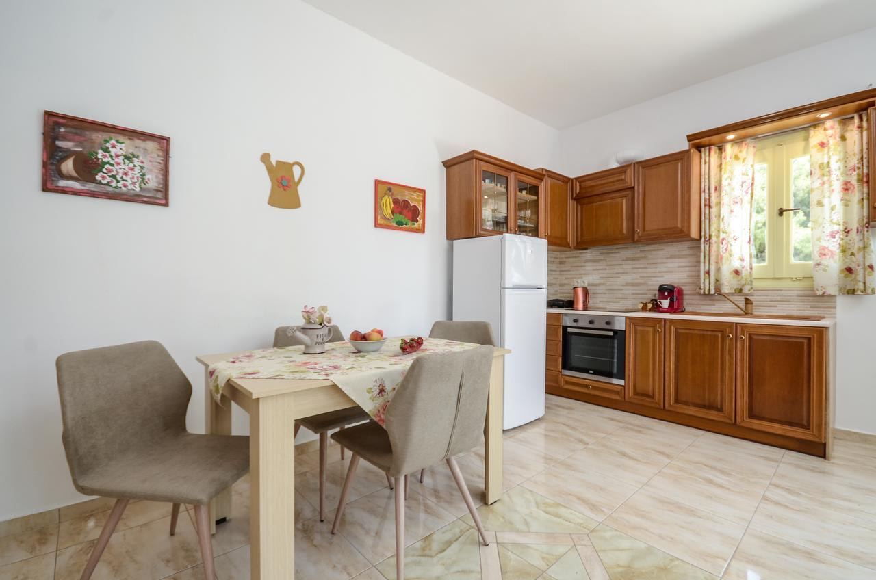 דירות איוס פרוקופיוס Kapris House מראה חיצוני תמונה